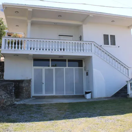 Homebythelake-shiroke Vakantiehuis Široka