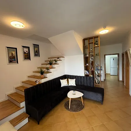 Holiday home Homebythelake-shiroke Shiroka