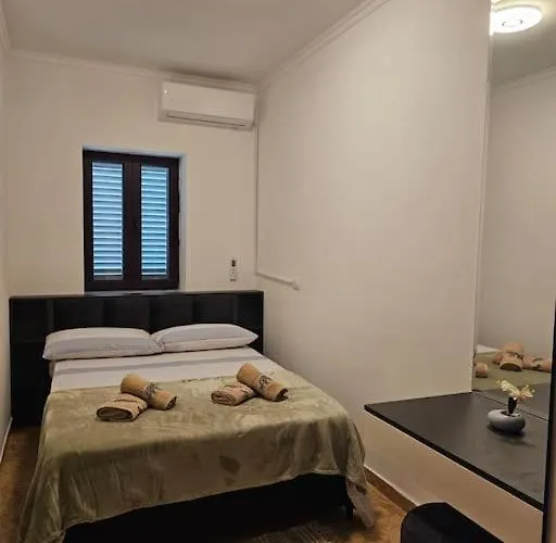 Homebythelake-shiroke Prázdninový dům *
