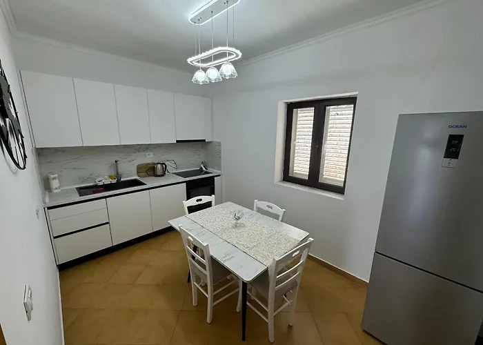 Homebythelake-shiroke Prázdninový dům *