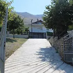 Homebythelake-shiroke