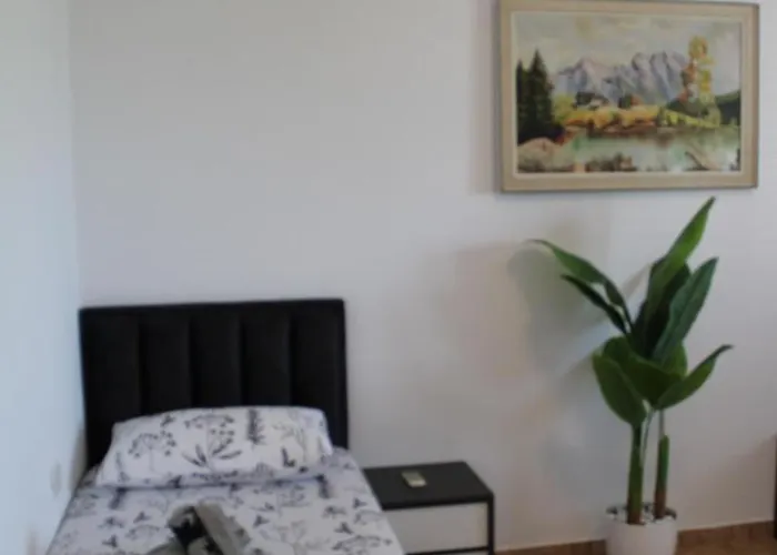 Homebythelake-shiroke Hébergement de vacances *