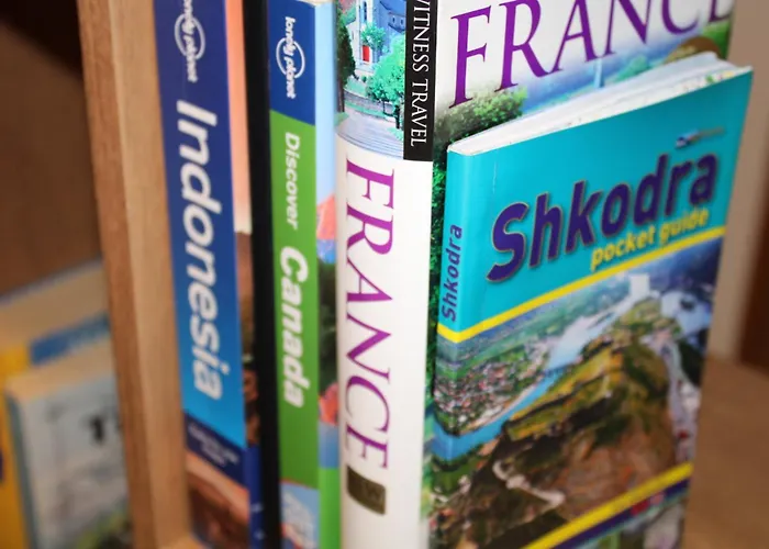 Homebythelake-shiroke